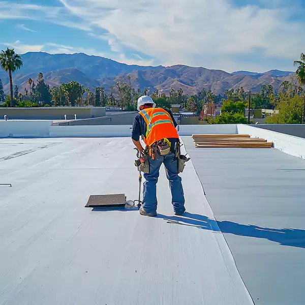 Why Lynnwood Roofing Contractor Is the Flat Roofing Choice in Lynnwood, WA?